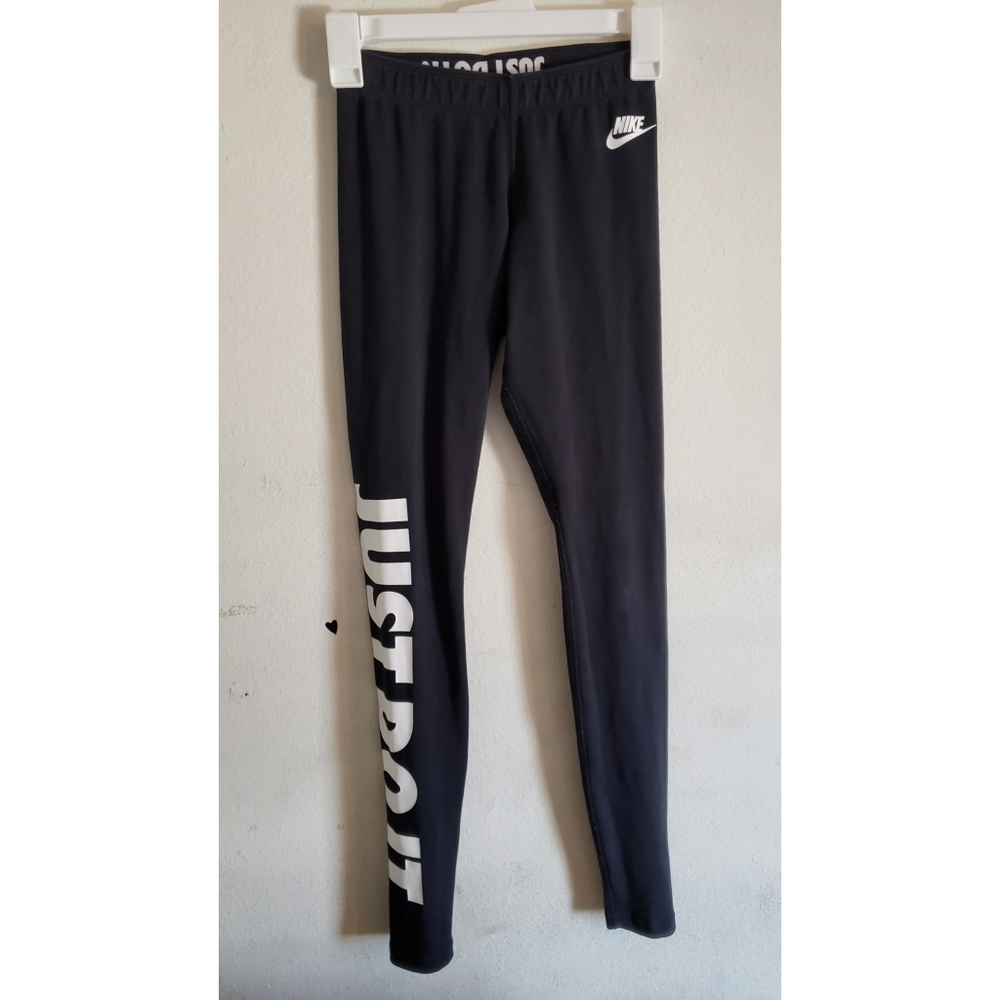 Nike leggings